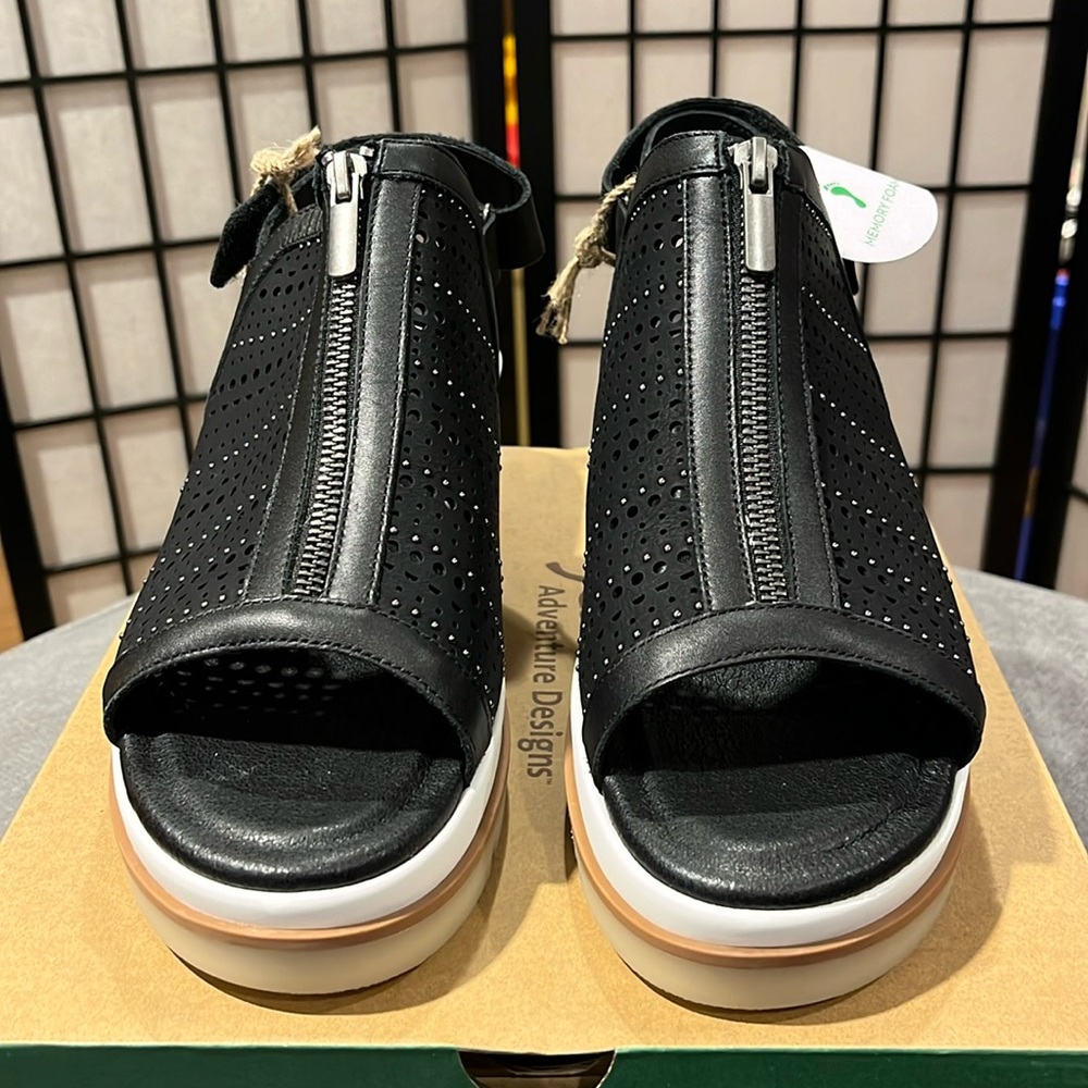 Jambu Women's Harmonia - Black size 11 NIB